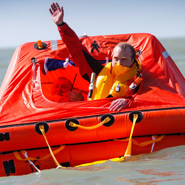 8-Man Iso Offshore Liferaft (Life Raft) Over 24Hr (Container/Valise)