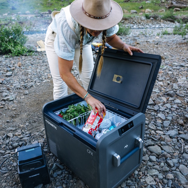 Cfx5-55Im Portable Fridge Freezer W/Ice Maker 53L 