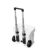 Roadie 32 Wheeled Ice Box With Telescopic Handle - White - 30 Litre